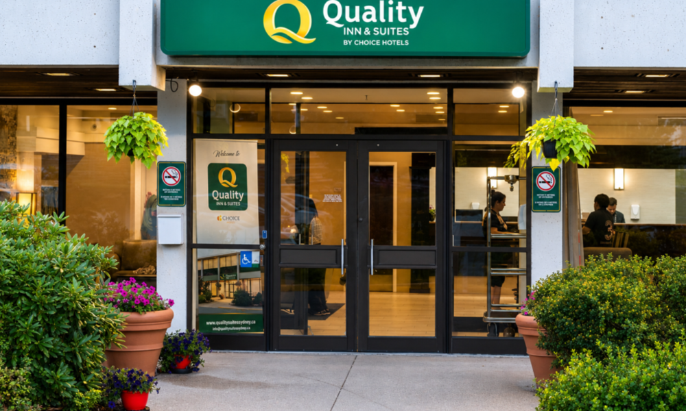 Quality Inn & Suites Sydney Exterior