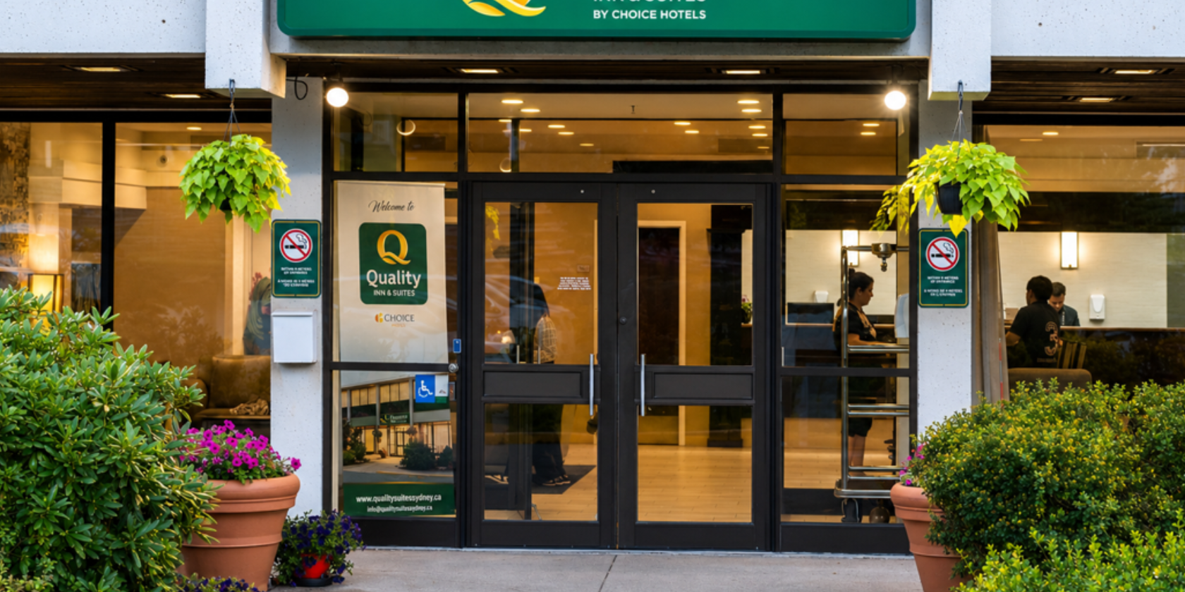 Quality Inn & Suites Sydney Exterior