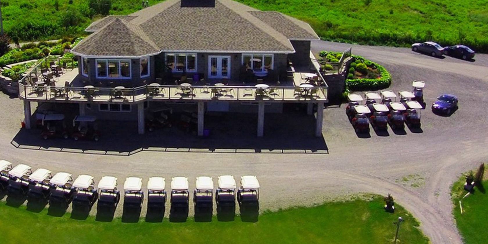 Glen Lovat Colf Club clubhouse